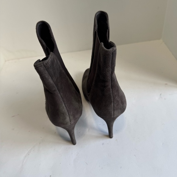 Lauren Ralph Lauren Charcoal Suede Pashia Boots. Size 8.5 - Picture 4 of 11